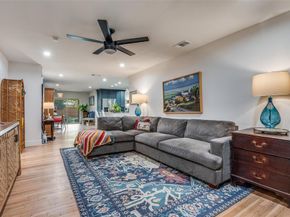 2728  Sunset Avenue , Dallas Texas 75211