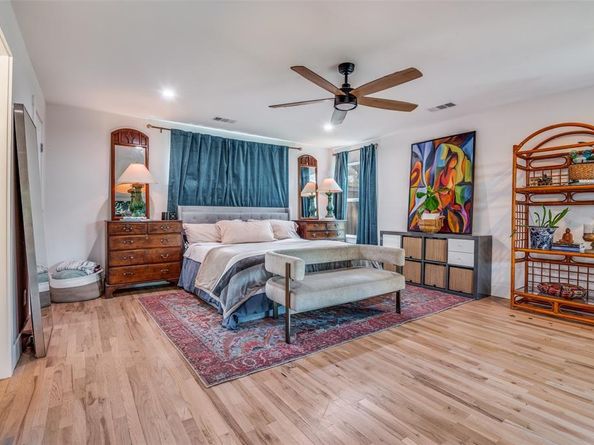 2728  Sunset Avenue , Dallas Texas 75211