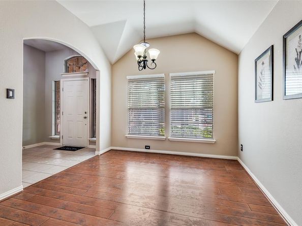 2600  Britany Circle , Bedford Texas 76022