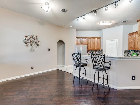 2600  Britany Circle , Bedford Texas 76022