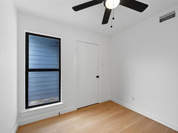 2409  Putnam Street , Fort Worth Texas 76112