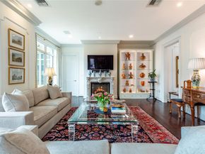 2525 N PEARL Street  1004, Dallas Texas 75201