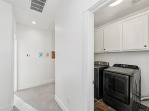 3926  Holland Avenue  102, Dallas Texas 75219