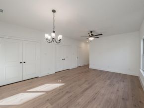 1224  Elva Warren Street , Fort Worth Texas 76115