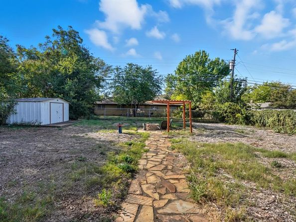 233  Bellvue Drive , Fort Worth Texas 76134