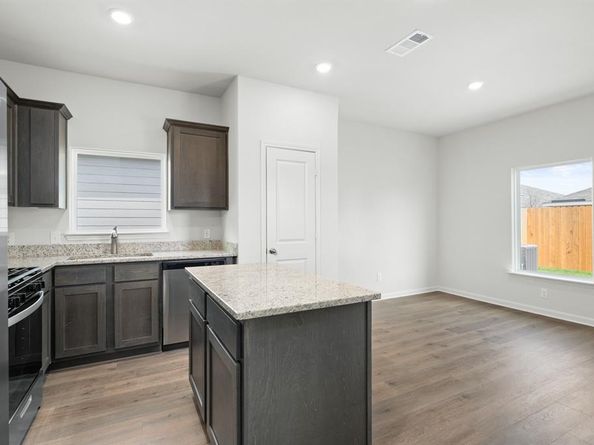 1609  Harvester Drive , Fort Worth Texas 76140