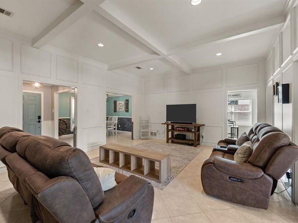 1922  Rockbrook Drive , Arlington Texas 76006