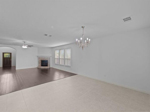 8418  Trickham Bend , Fort Worth Texas 76131