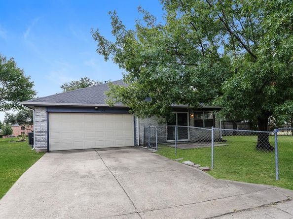 6339  Everglade Circle , Dallas Texas 75227