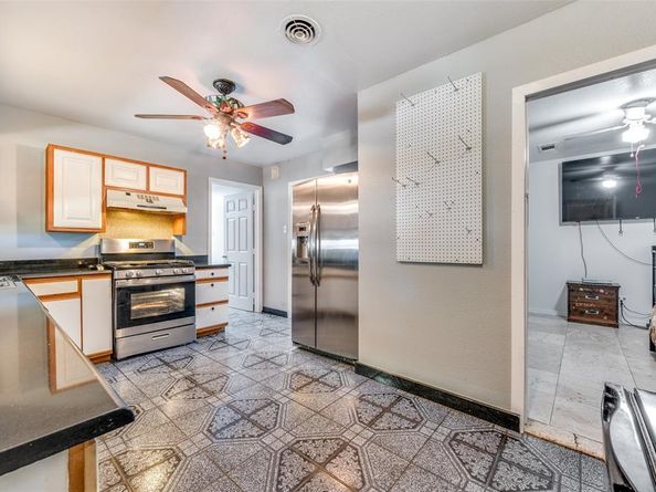 2505  Albemarle Drive , Farmers Branch Texas 75234