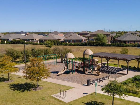 914  Decker Drive , Fate Texas 75189