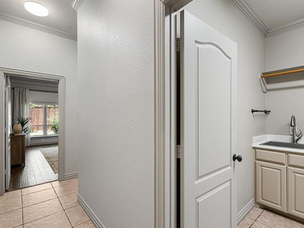 8229  Forest Glenn  , North Richland Hills Texas 76182
