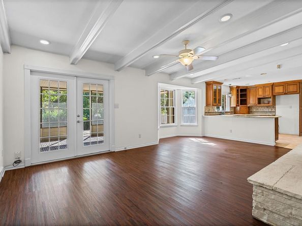 3940  Floyd Drive , Fort Worth Texas 76116