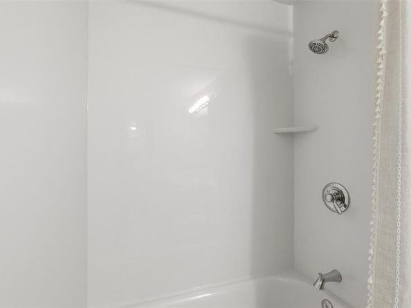 833  Aylesbury Drive , Allen Texas 75002