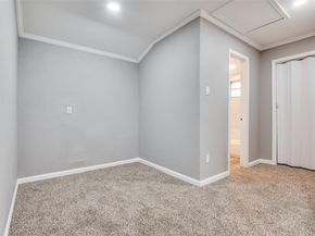 421 W 8th Street , Lancaster Texas 75146