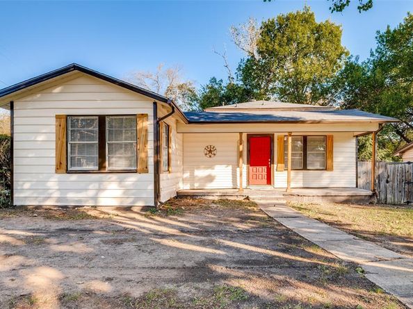 421 W 8th Street , Lancaster Texas 75146