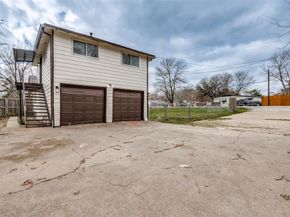 421 W 8th Street , Lancaster Texas 75146