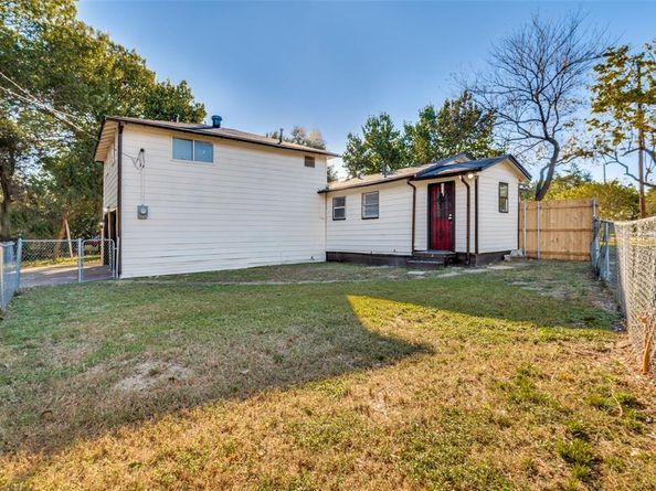 421 W 8th Street , Lancaster Texas 75146