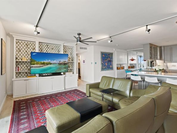 3310  Fairmount Street  16B, Dallas Texas 75201