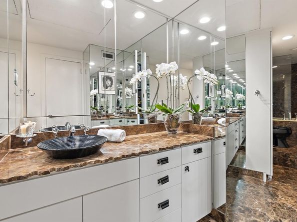 3310  Fairmount Street  16B, Dallas Texas 75201