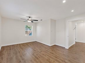 2519  Maverick Avenue , Dallas Texas 75228