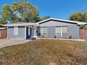 2519  Maverick Avenue 