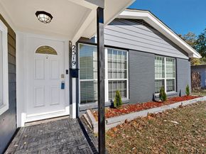 2519  Maverick Avenue , Dallas Texas 75228