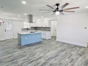 1612  Lynn Haven Avenue , Dallas Texas 75216