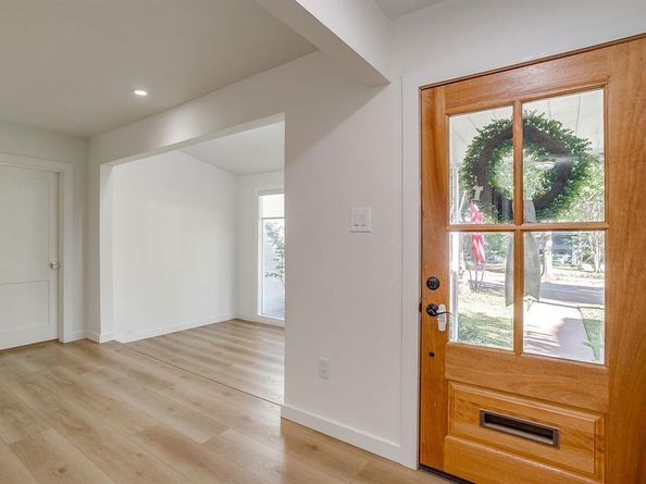 2121  Weatherbee Street , Fort Worth Texas 76110