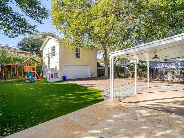 2121  Weatherbee Street , Fort Worth Texas 76110