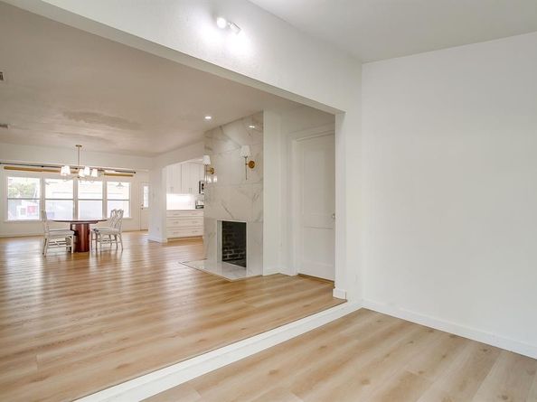 2121  Weatherbee Street , Fort Worth Texas 76110