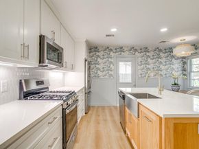 2121  Weatherbee Street , Fort Worth Texas 76110