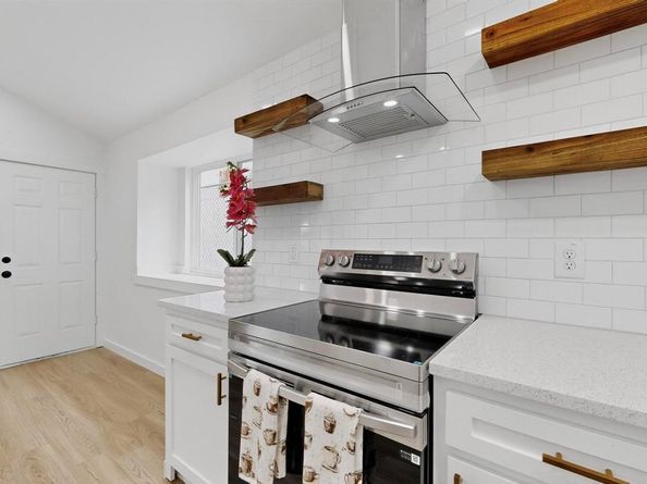 13308  Kempwood Lane , Dallas Texas 75253