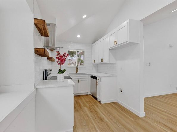 13308  Kempwood Lane , Dallas Texas 75253