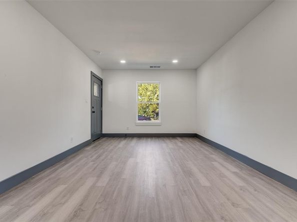 712 E 3rd Street , Irving Texas 75060