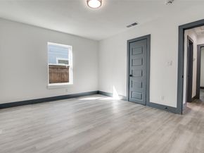 712 E 3rd Street , Irving Texas 75060