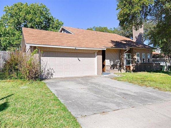 2109  Via Del Plata  , Carrollton Texas 75006