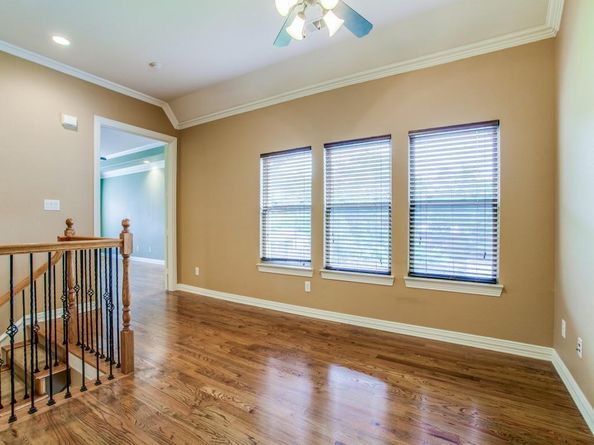 3717 W Beverly Drive , Dallas Texas 75209