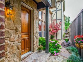 3717 W Beverly Drive , Dallas Texas 75209