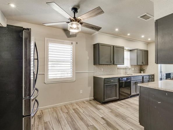 604  Parkwood Drive , Dallas Texas 75224