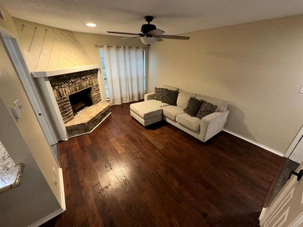 5200  Martel Avenue  35C, Dallas Texas 75206