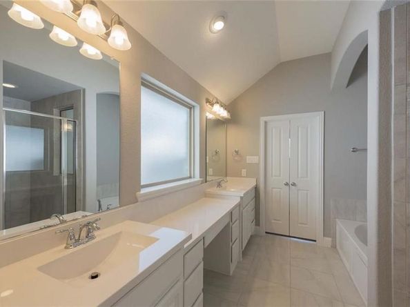 867  Forest Street , Little Elm Texas 76227