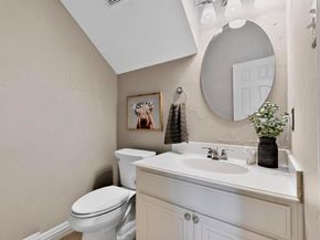 2344  Southcourt Circle , Irving Texas 75038