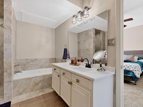 2344  Southcourt Circle , Irving Texas 75038