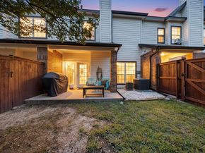 2344  Southcourt Circle , Irving Texas 75038