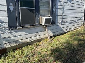 1421 E Ann Arbor Avenue , Dallas Texas 75216