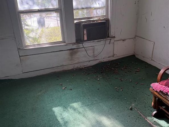 1421 E Ann Arbor Avenue , Dallas Texas 75216