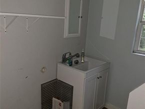 1609  Spring Avenue , Carrollton Texas 75006