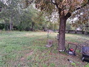 1609  Spring Avenue , Carrollton Texas 75006