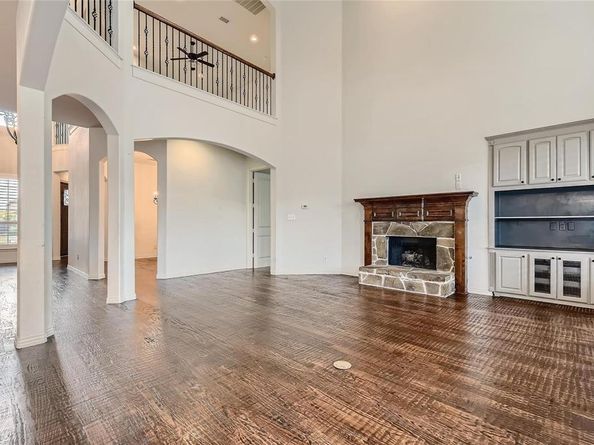 1124  Grant Avenue , Lantana Texas 76226